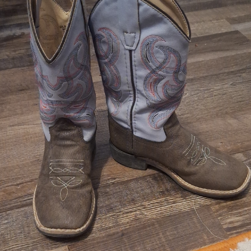 Old West Tan and Light Blue Cowboy Boots